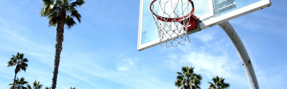 CBA季后赛直播：广厦vs青岛视频直播在线（4月23日）8强赛最后一战！